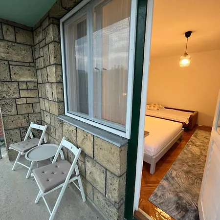 아파트 Nostalgia 야이체