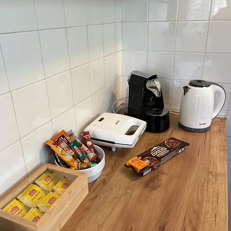 아파트 Nostalgia 야이체